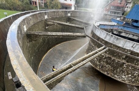 JKP: Čišćenje koagulatora u fabrici vode u Gornjim Banjanima