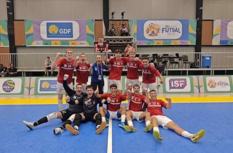 Ubedljivo protiv Češke – Gimnazijalci u četvrtfinalu Svetskog prvenstva u futsalu!