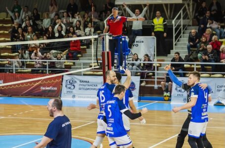 Odbojkaši Takova srušili lidera: Veliki preokret protiv Spartaka u „Brezi”