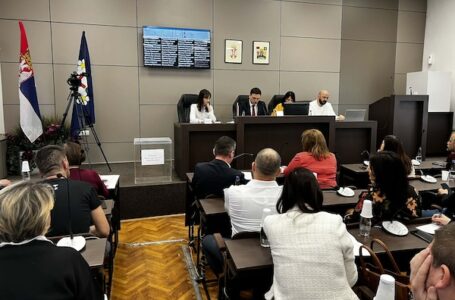 Gordijev čvor ili predlog o razrešenju