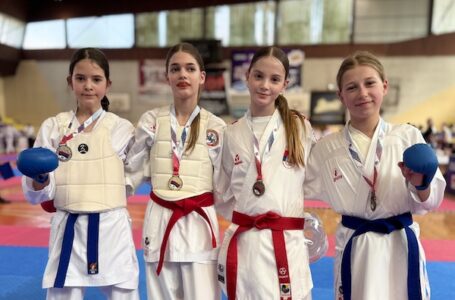 Osam godina u vrhu školskog sporta: Milanovački karatisti nastavili niz medalja