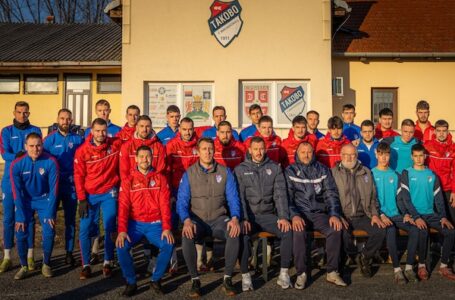 Fudbaleri Taková sezonu nastavljaju na domaćem terenu