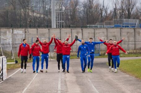 Fudbaleri Takova dočekuju Železničar