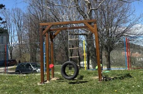 „Vile Rudnika“ obezbedile novu spravu za dečji park