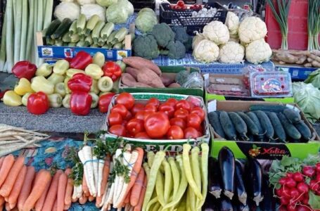 PETAK NA PIJACI: Bogata ponuda sezonskog povrća, pogledajte današnji izveštaj i cene