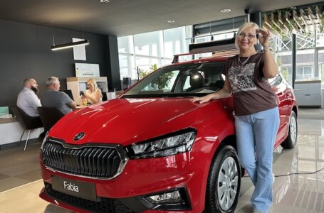 Gornjomilanovčanka osvojila automobil Škoda u Proleterovoj nagradnoj igri