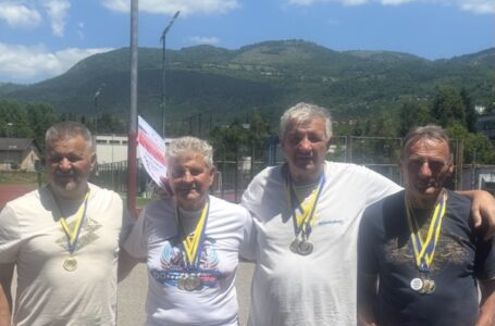 Veterani iz Gornjeg Milanovca nastavili niz uspeha: Sedam zlatnih medalja u Saraje