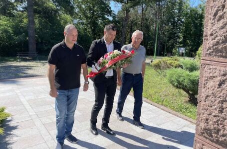 OO SPS Gornji Milanovac: Polaganjem venca obeležen Dan borca