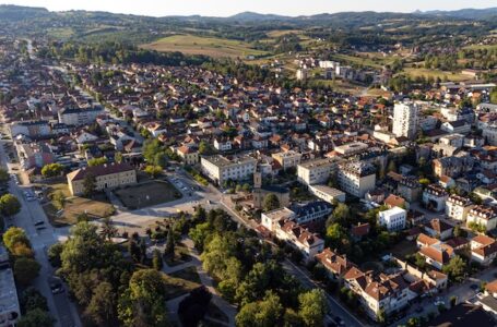 U Gornjem Milanovcu 352 prvaka prvi put selo u školske klupe