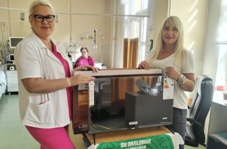 Kad timski duh izađe van terena: FK Omladinac iz Kalimanića donirao televizor Koronarnoj jedinici