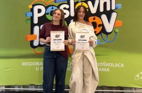 Učenici dve milanovačke srednje škole na „Poslovnom izazovu”, gimnazijalke osvojile dve nagrade